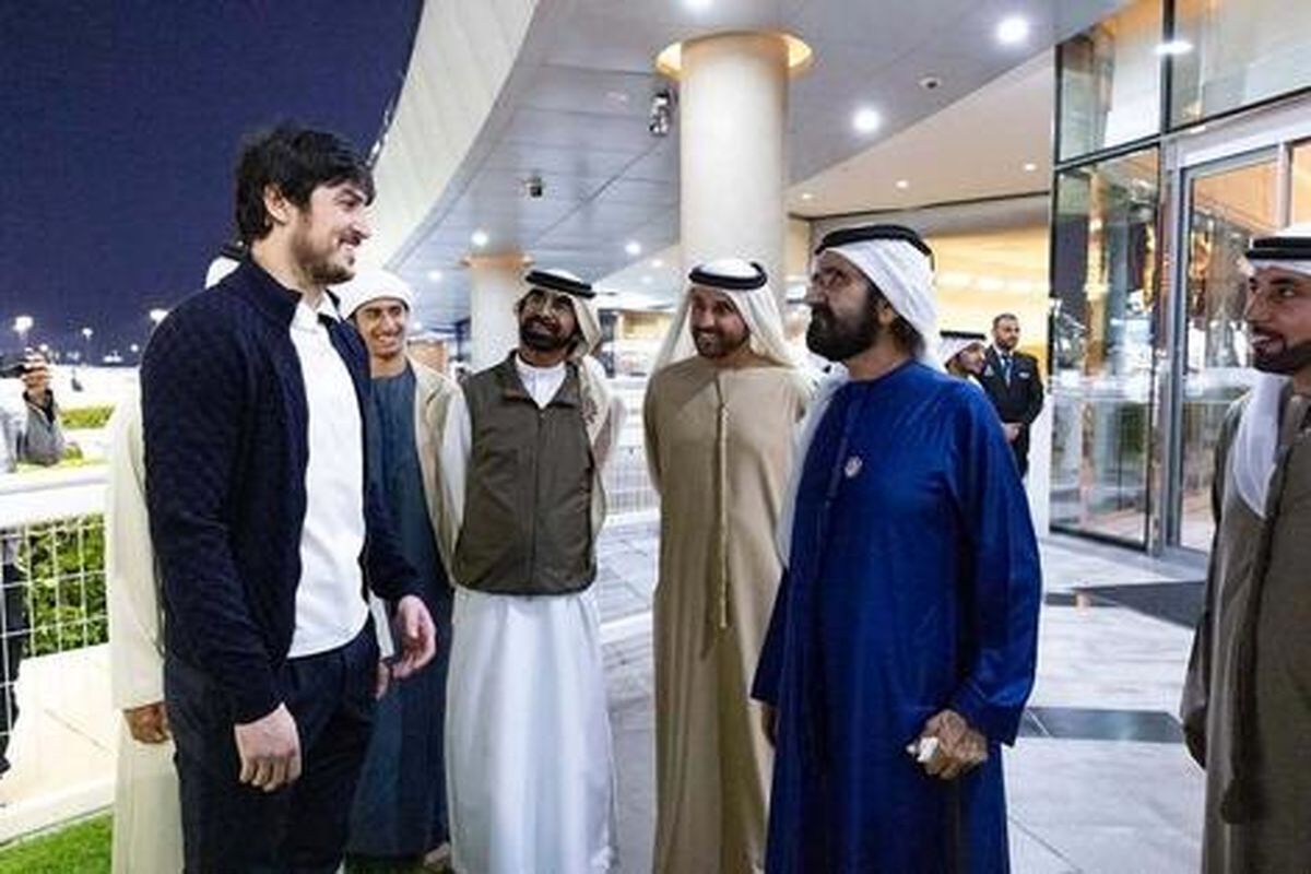 ببینید/ دیدار صمیمانه سردار آزمون با حاکم دبی