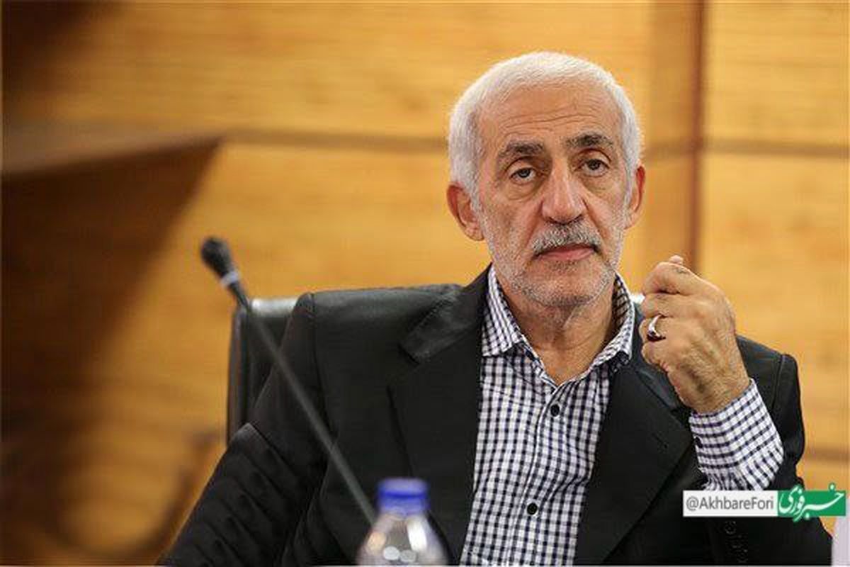 وزیر ورزش دولت احمدی نژاد گفت علی دایی را به جام جهانی نبرید، چون در کنسرت گوگوش بوده!
