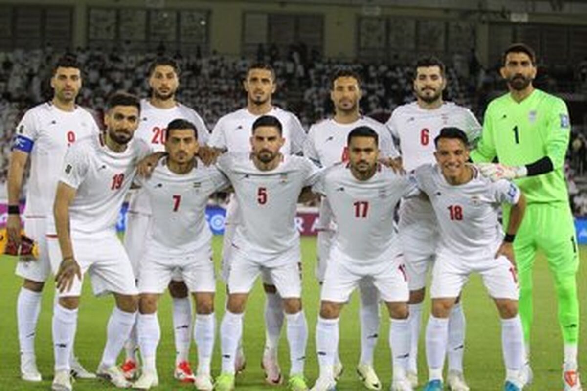
بازیکنان تیم ملی ۱۰ میلیارد هم نمی‌ارزند چه برسد ۱۰۰ میلیارد!