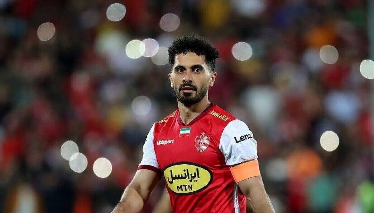  امید عالیشاه با نقاب زورو