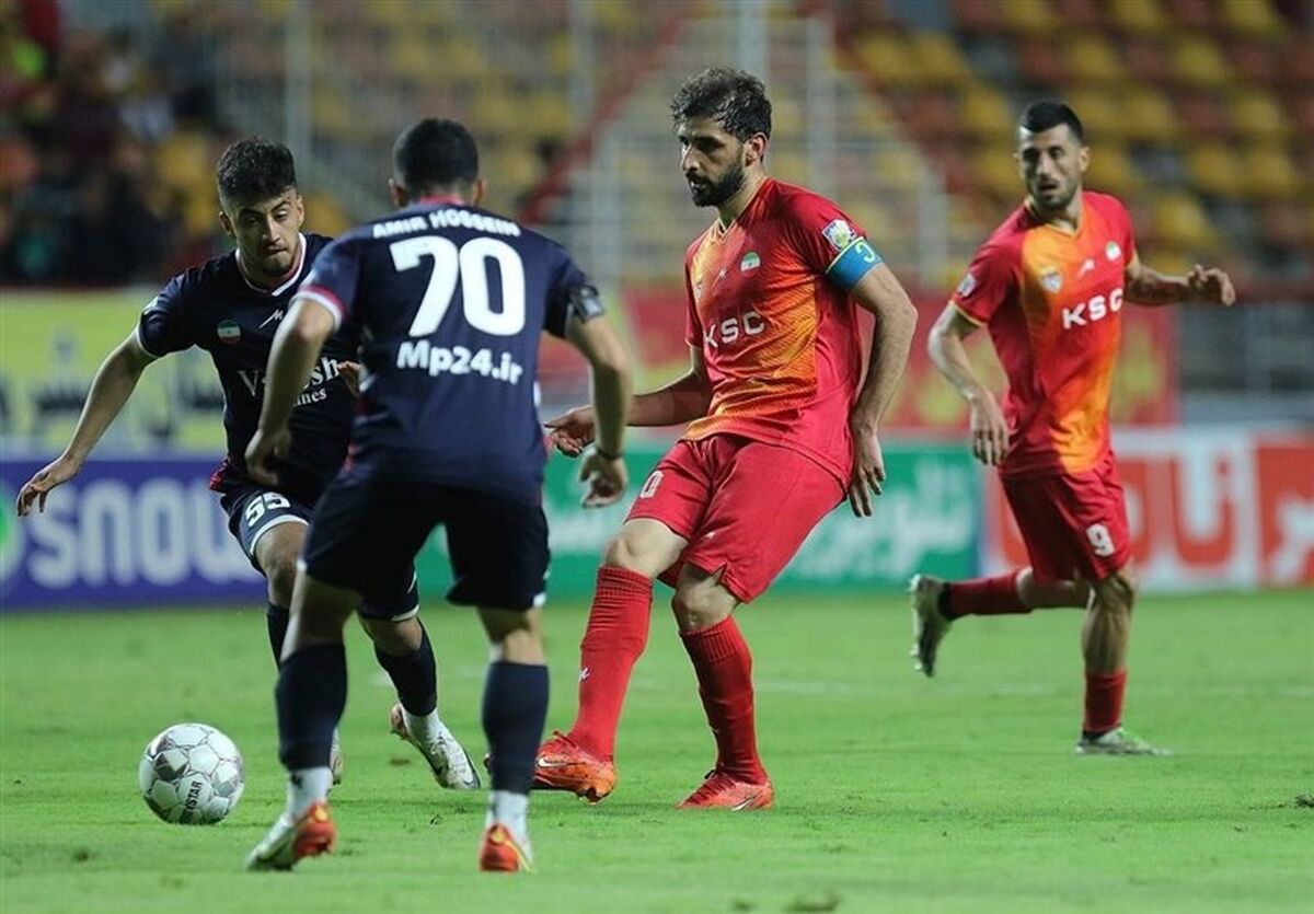 احتمال غیبت ۲ بازیکن مصدوم فولاد مقابل پرسپولیس
