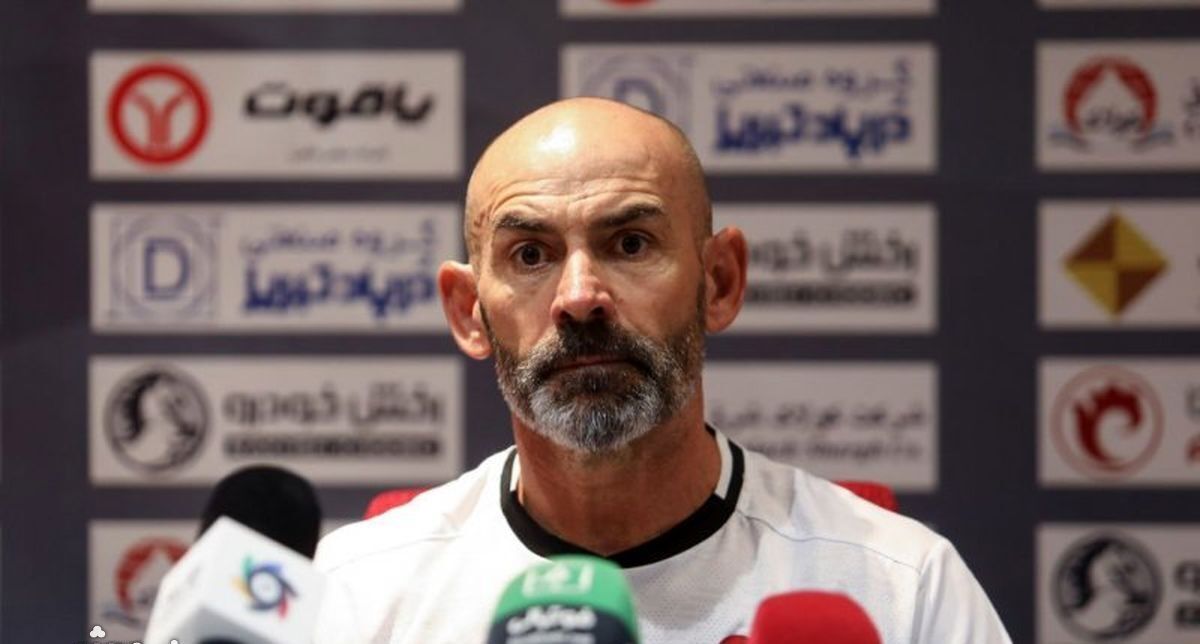 سرمربی سابق تراکتور در لیگ برتر انگلیس